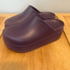 CROCS Deep Purple Platform Clogs